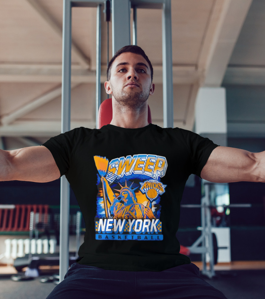Sweep New York Knicks Basketball Statue Of Liberty T-Shirt