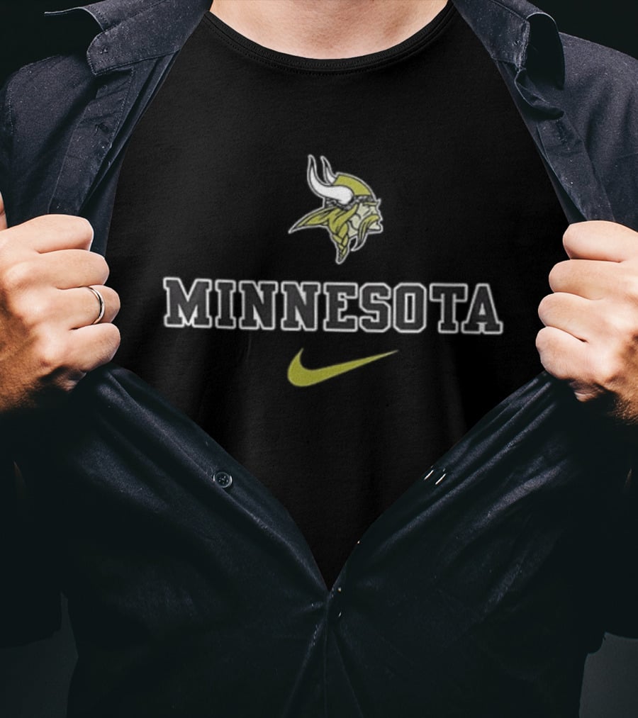 Minnesota Vikings Legacy Jesus In My Heart Diamond Tears T-Shirt