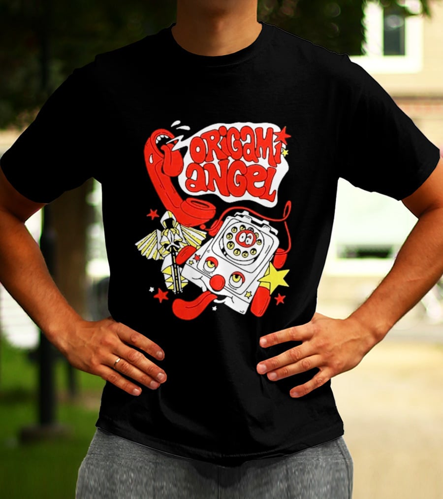 Origami Angel Retro Phone Illustration With Stars And Wings T-Shirt