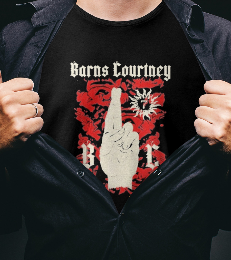 Barns Courtney Icon Roses Crossed Fingers V I C T-Shirt