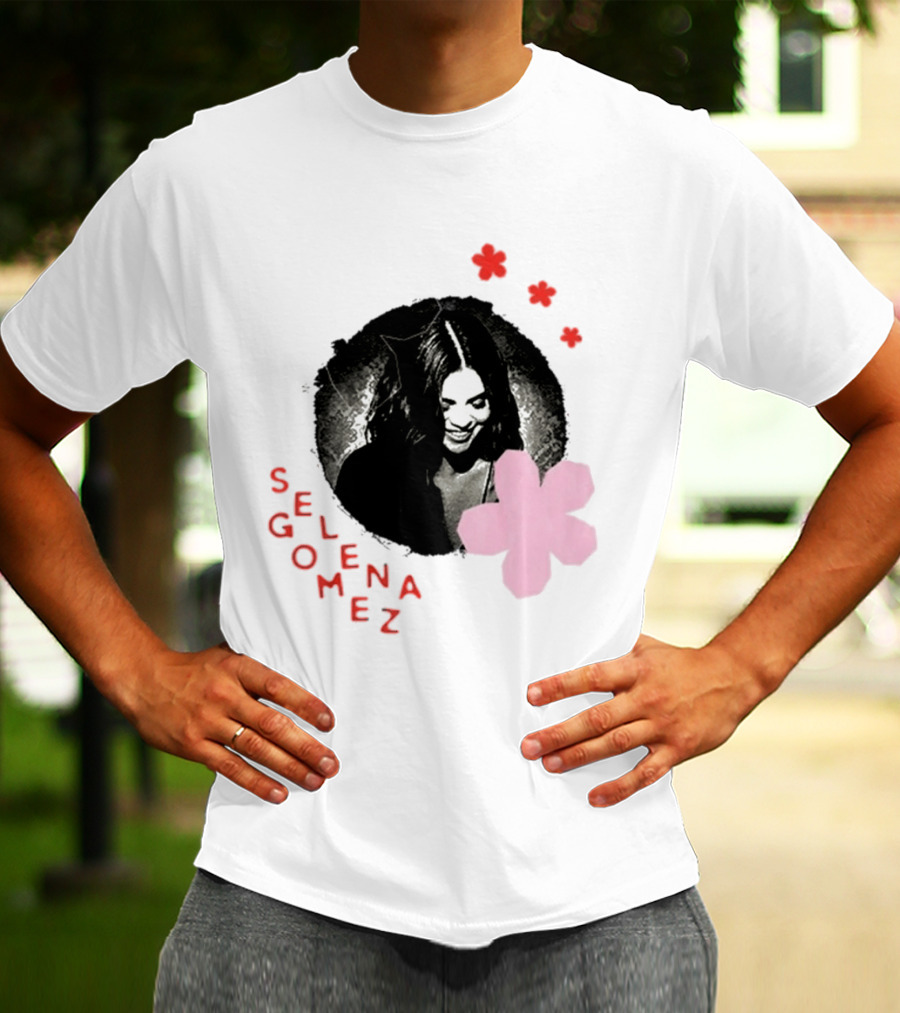 Selena Gomez Smile With Pink Paper Flower And Red T-Shirt