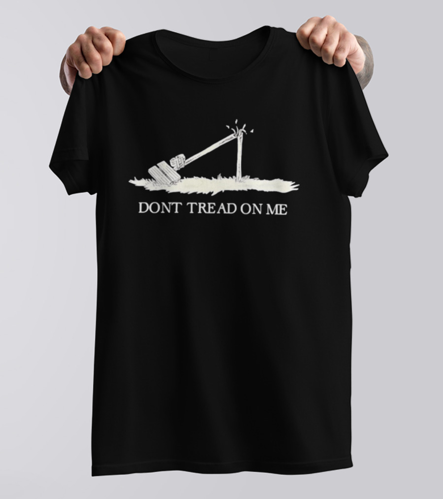 Dont Tread On Me Gadsden Flag Libertarian Fallen Liberty Pole T-Shirt