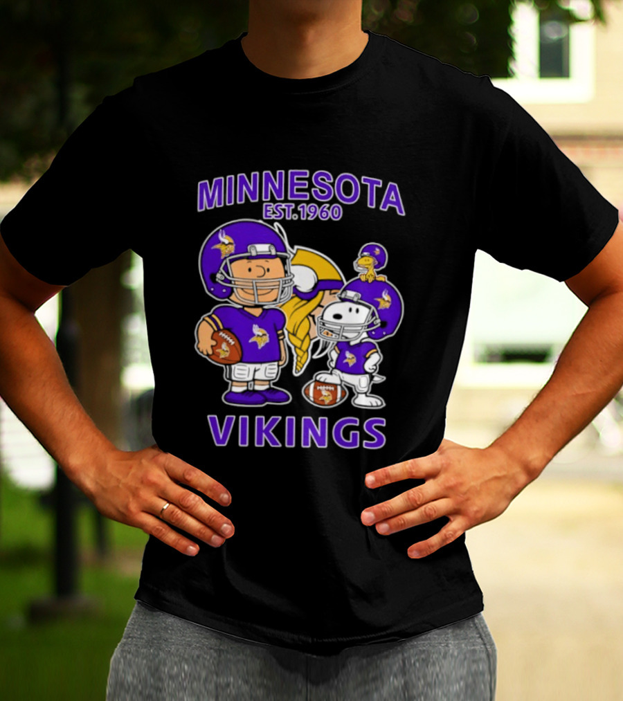 Minnesota Vikings Snoopy Charlie Brown Woodstock Est 1960 Football Team Fan Gear T-Shirt