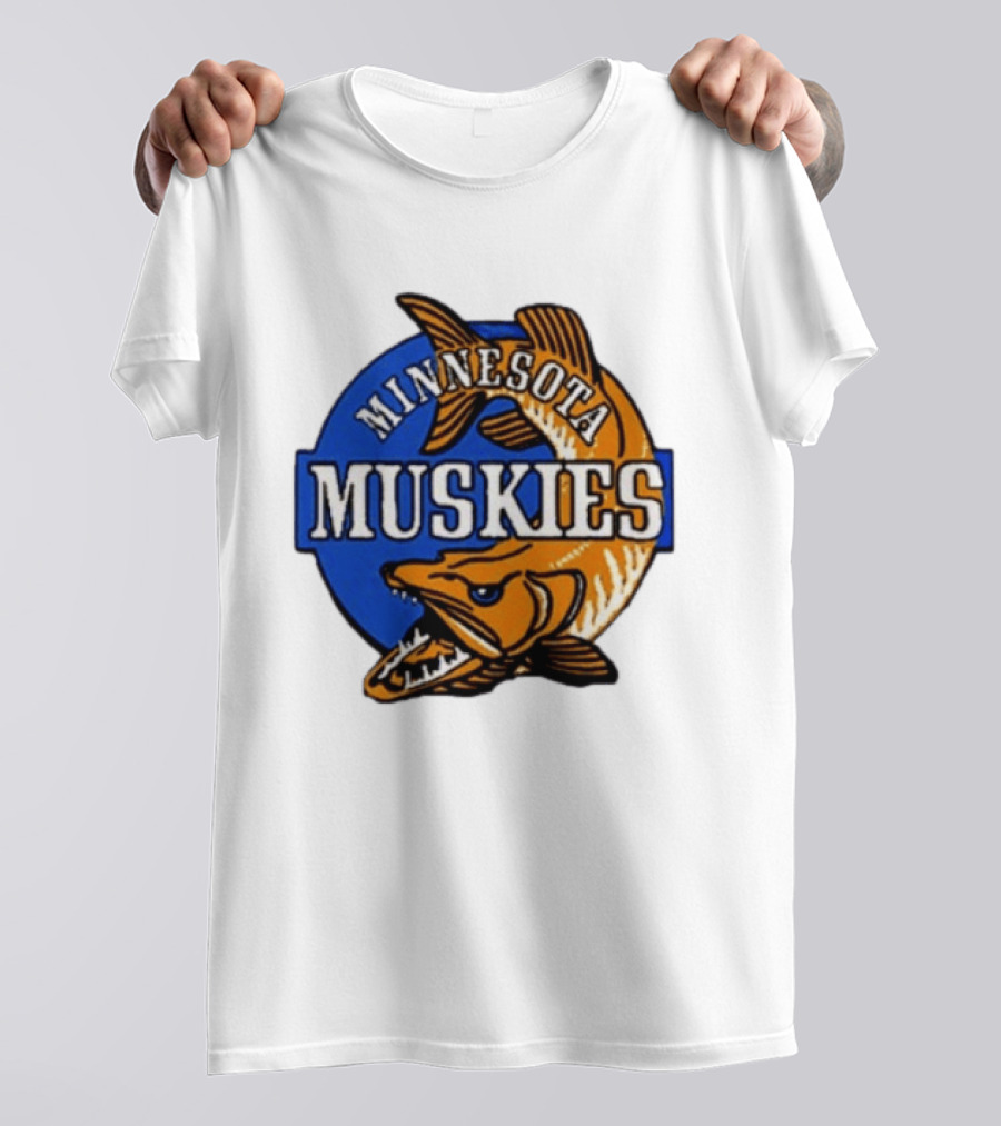 Minnesota Muskies Fishing Muskie T-Shirt