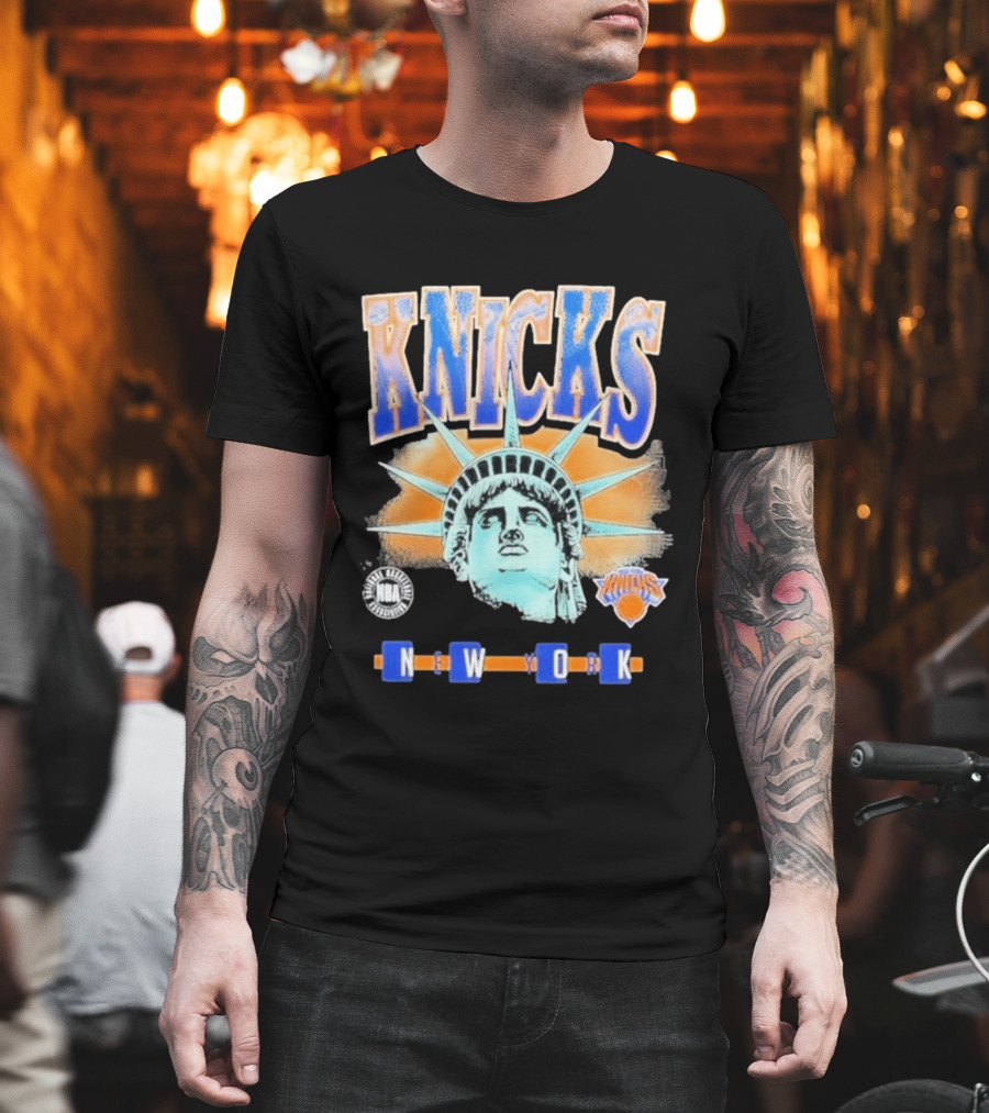 Knicks NBA N W O K Statue Liberty T-Shirt
