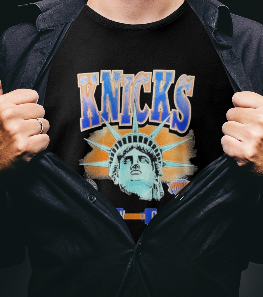 Knicks NBA N W O K Statue Liberty T-Shirt