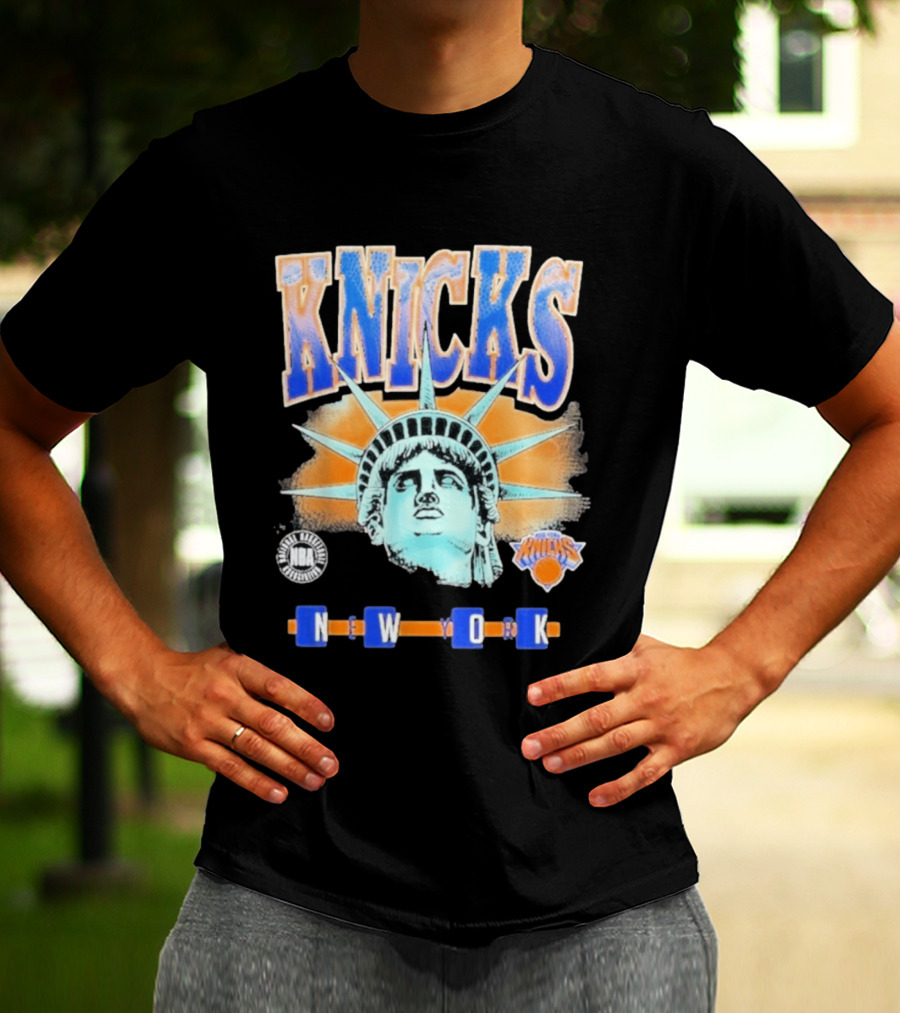 Knicks NBA N W O K Statue Liberty T-Shirt
