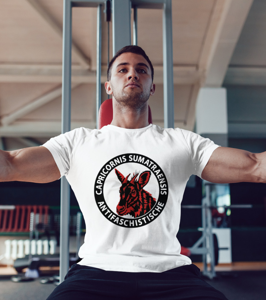 Capricornis Sumatraensis Antifaschistische Red Goat T-Shirt