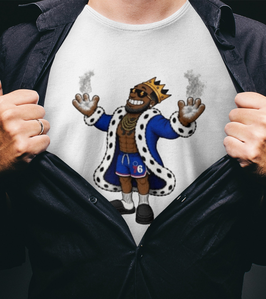 Philadelphia 76ers Cartoon King LeBron James Style Player With Crown And Robe T-Shirt