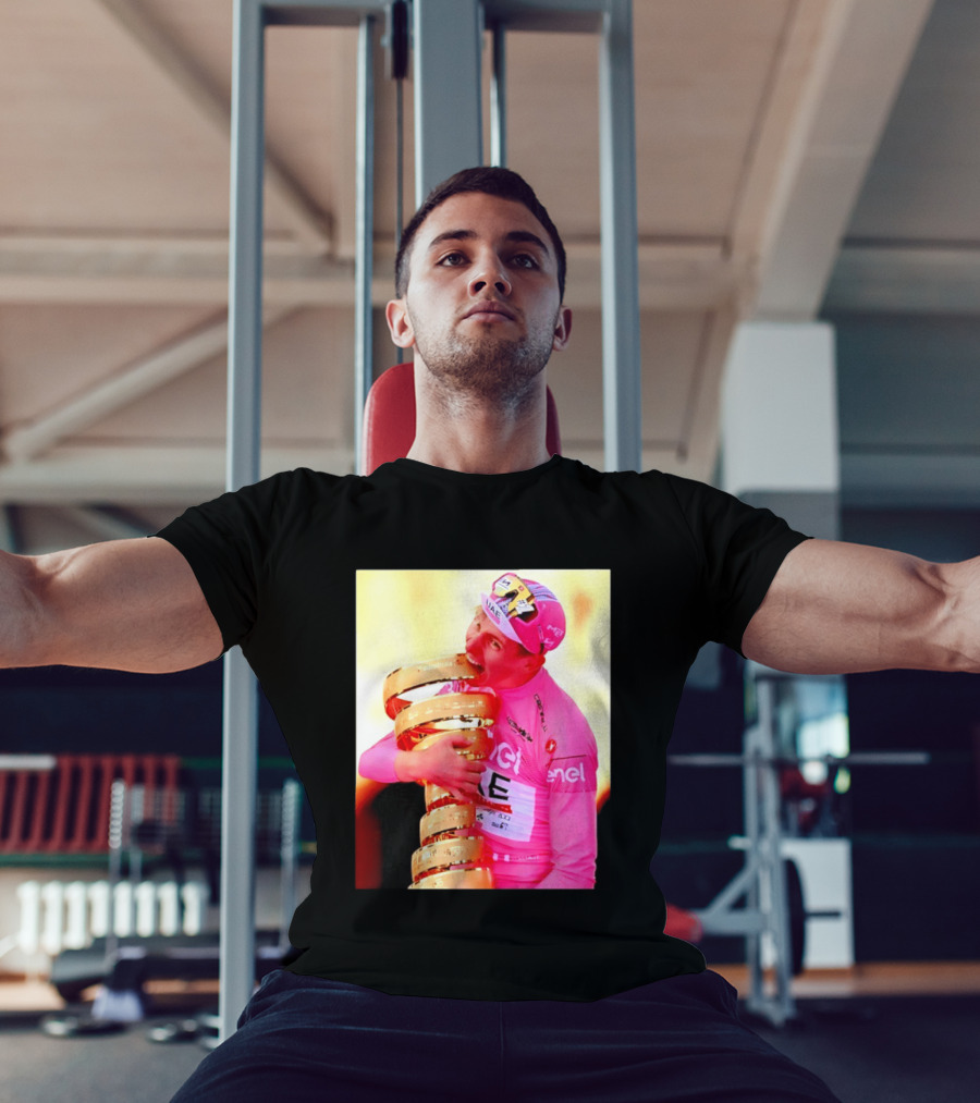 Tadej Pogacar 2024 Giro D'Italia Trophy Celebration In Pink Jersey T-Shirt