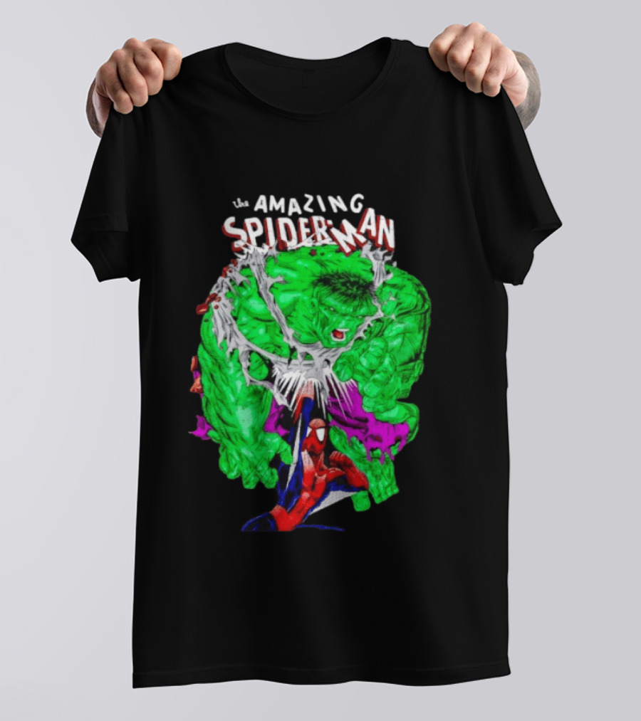 The Amazing Spider Man The Incredible Hulk Comic Style Showdown T-Shirt