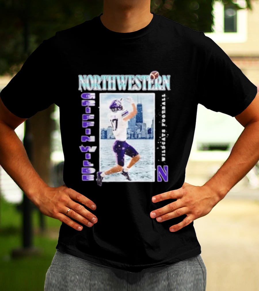 Northwestern Wildcats Football Griffin Wilde No 17 Chicago Skyline T-Shirt