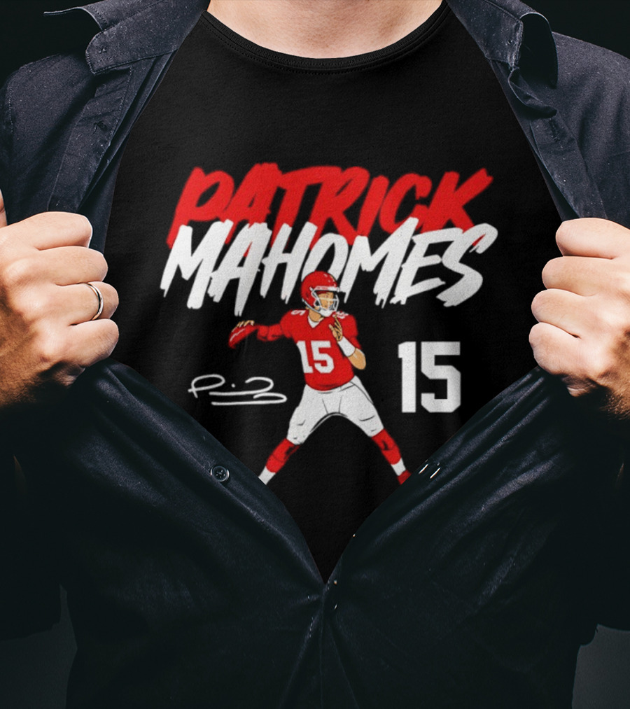 Patrick Mahomes 15 KC Chiefs Signature Pose 2026 Star T-Shirt