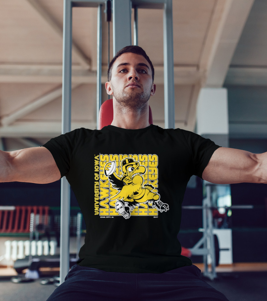 University Of Iowa Hawkeyes Mascot Iowa City Retro 1847 T-Shirt