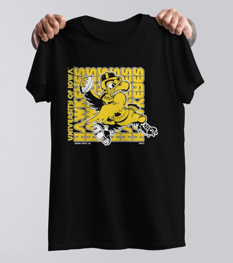 University Of Iowa Hawkeyes Mascot Iowa City Retro 1847 T-Shirt