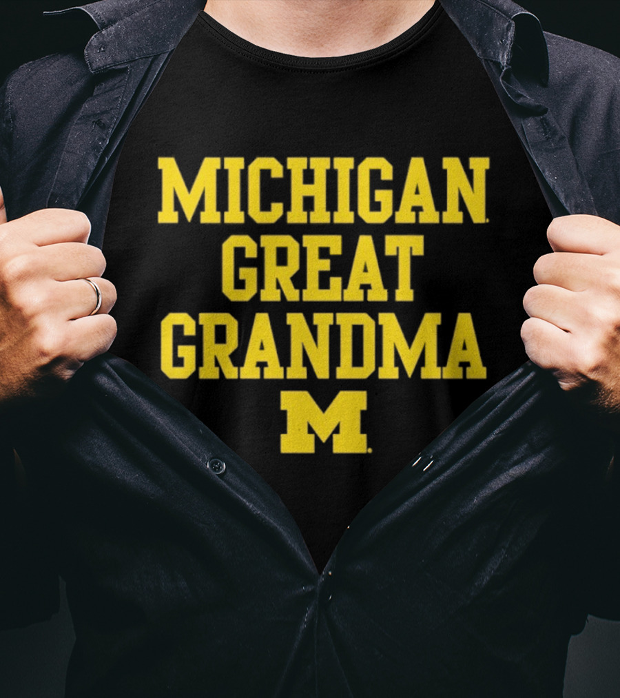Michigan Wolverines Great Grandma M 2026 NCAA Family Sports Fan Gear T-Shirt
