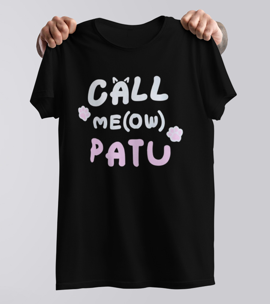 CALL ME(OW) PATU Cat Paw Prints T-Shirt