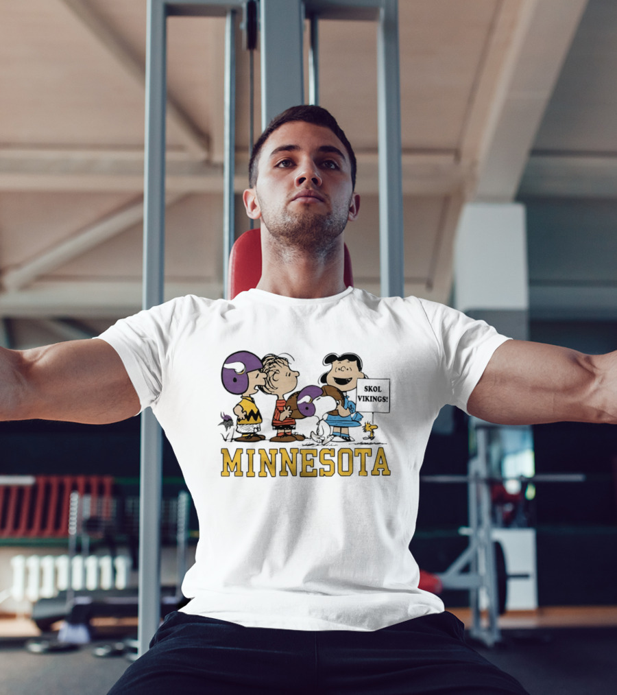 Minnesota Vikings Peanuts Skol Vikings Linus Lucy Woodstock Charlie Brown T-Shirt