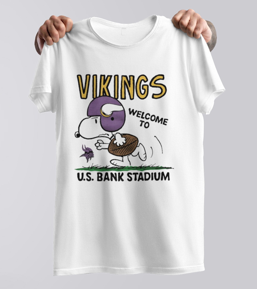 Minnesota Vikings Snoopy Welcome To U.S. Bank Stadium Peanuts Collaboration T-Shirt
