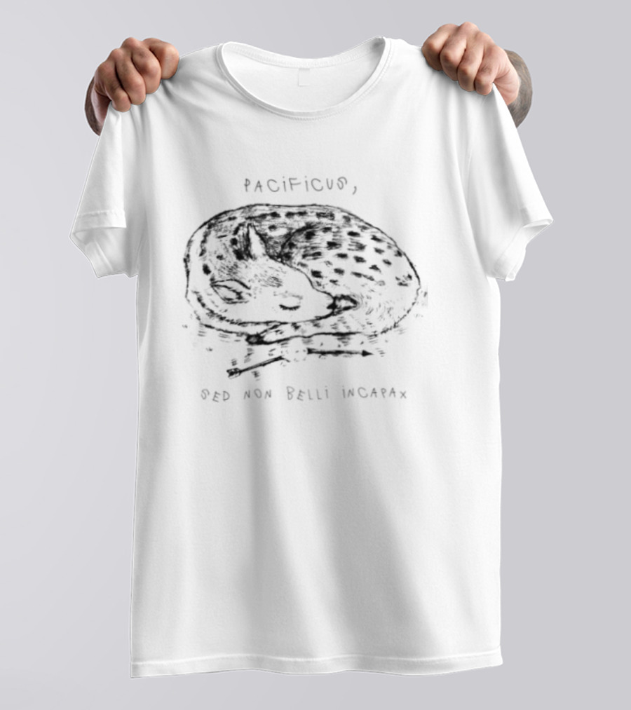 Pacificus Sed Non Belli Incapax Latin Turtle T-Shirt