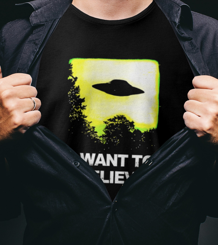 Alien I Want To Believe UFO Silhouette Paranormal Activity The Truth Is Out There T-Shirt