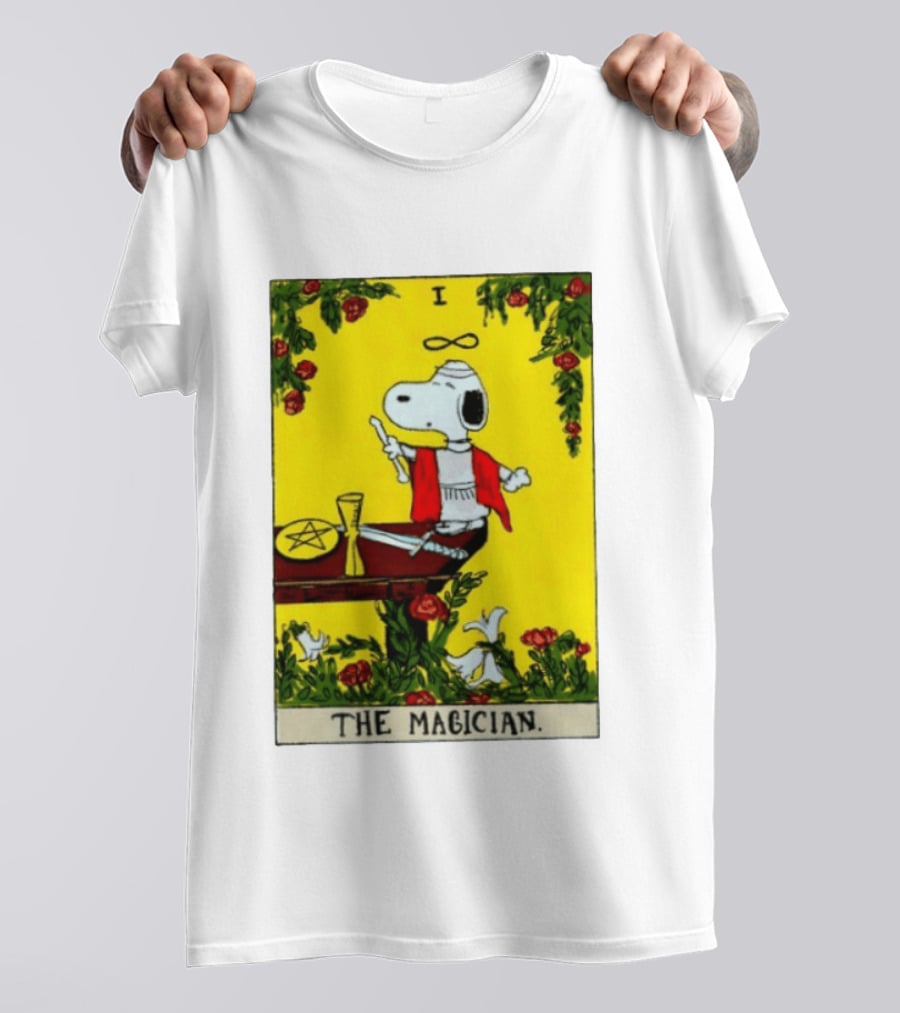 Snoopy Peanuts The Magician Tarot Card T-Shirt