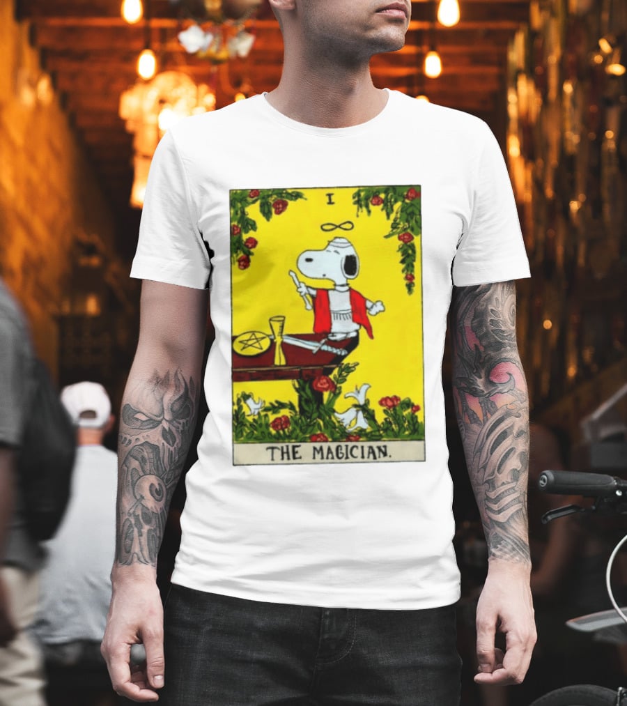 Snoopy Peanuts The Magician Tarot Card T-Shirt