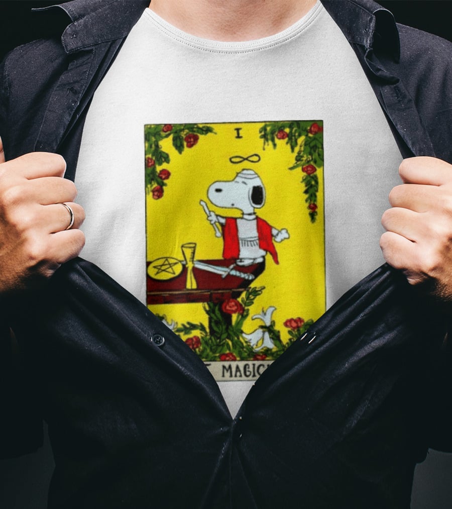 Snoopy Peanuts The Magician Tarot Card T-Shirt