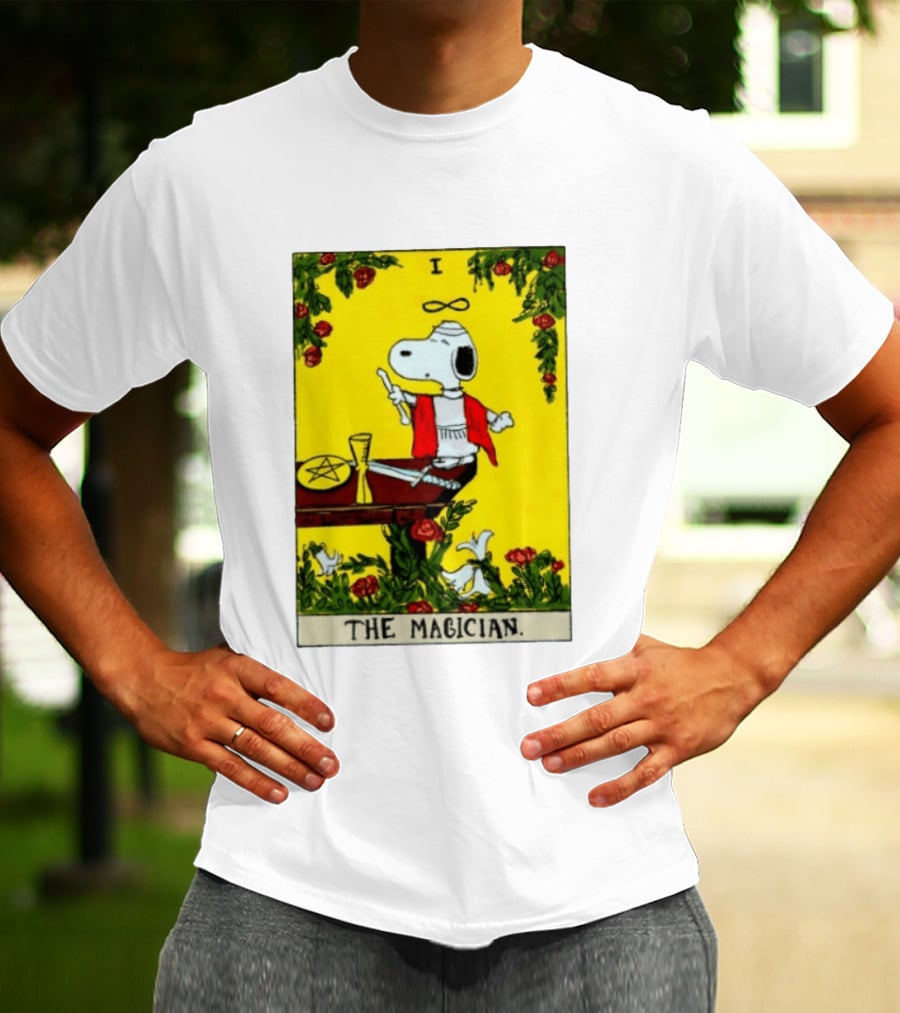 Snoopy Peanuts The Magician Tarot Card T-Shirt
