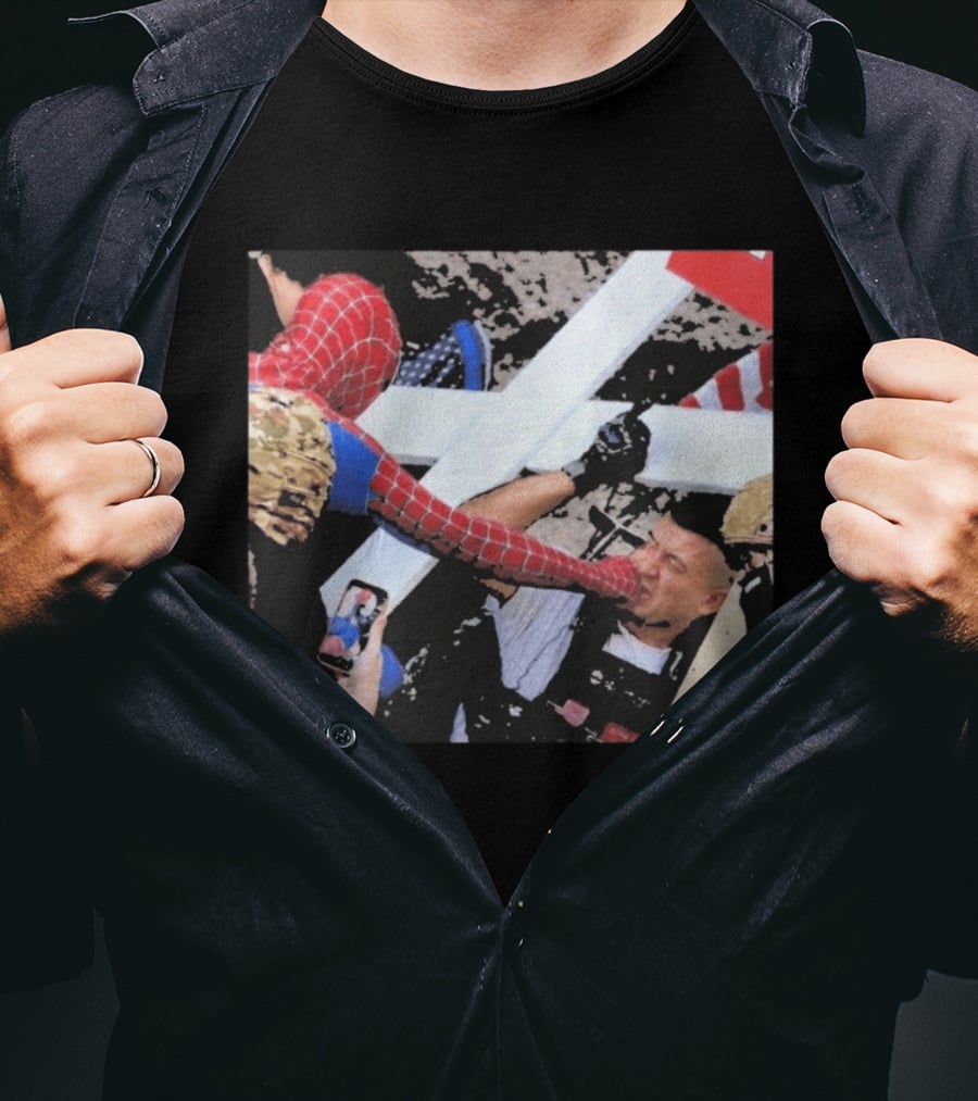 Minneapolis Spiderman Punching Police Protest Scene T-Shirt