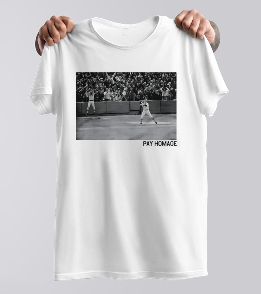 Carlton Fisk Boston Red Sox Baseball Pay Homage Moment Iconic Celebration T-Shirt