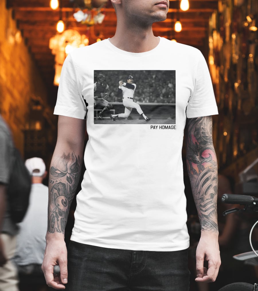 Reggie Jackson New York Yankees Baseball Pay Homage Iconic Swing Moment T-Shirt