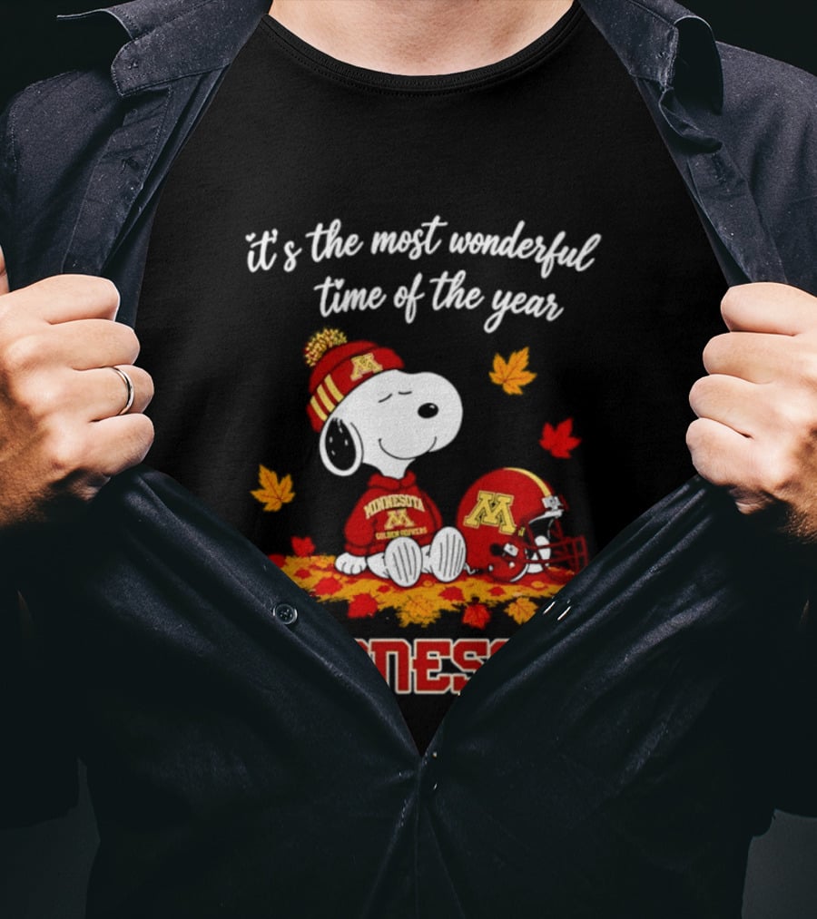 Minnesota Golden Gophers Snoopy Fall Autumn Leaves It's The Most Wonderful Time Of The Year T-Shirt