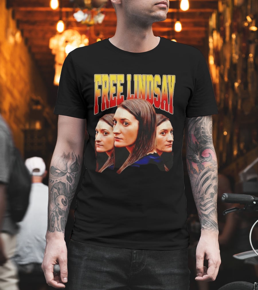 FREE LINDSAY Clancy Multiple Faces T-Shirt