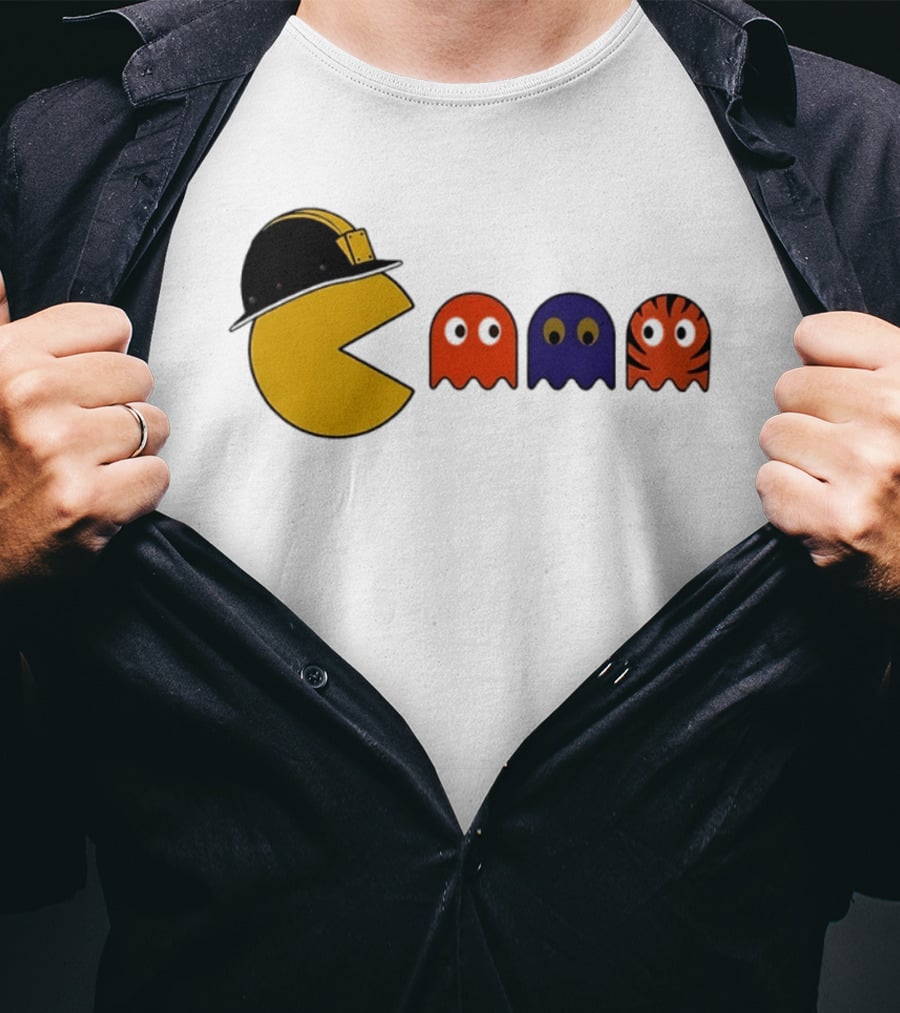 Pacman Hard Hat Ghosts Retro Gaming T-Shirt