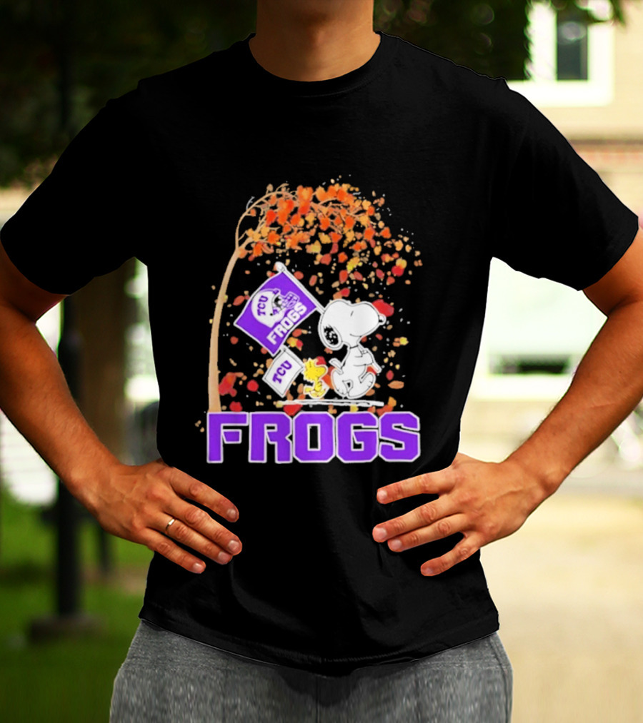 TCU Horned Frogs Snoopy Peanuts Fall Leaves T-Shirt