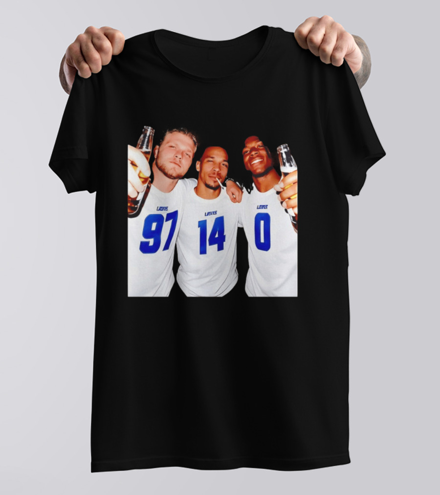 Detroit Lions Aidan Hutchinson Amon Ra St. Brown Jahmyr Gibbs Holding Beer Bottles Smoking Celebration T-Shirt