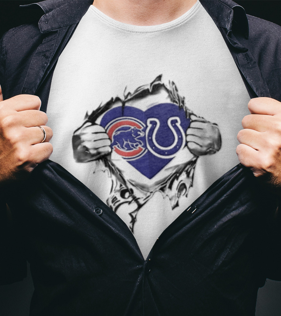 Chicago Cubs Indianapolis Colts Heart Symbol Embrace T-Shirt