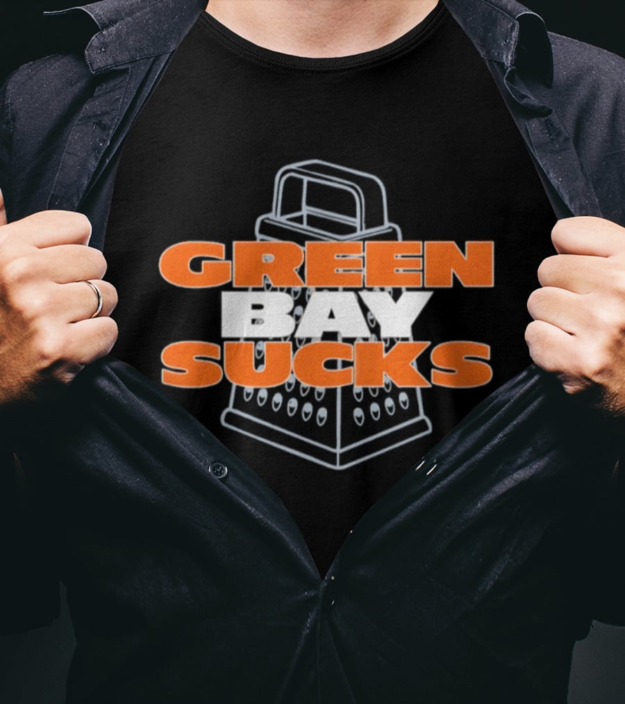 Chicago Bears Green Bay Sucks Cheese Grater T-Shirt