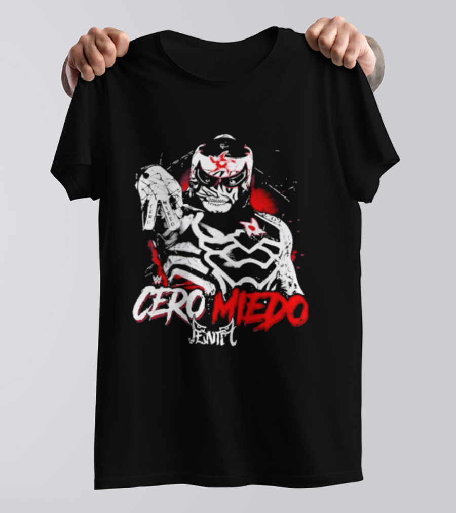 Cero Miedo Penta Hand Sign WWE Photo T-Shirt