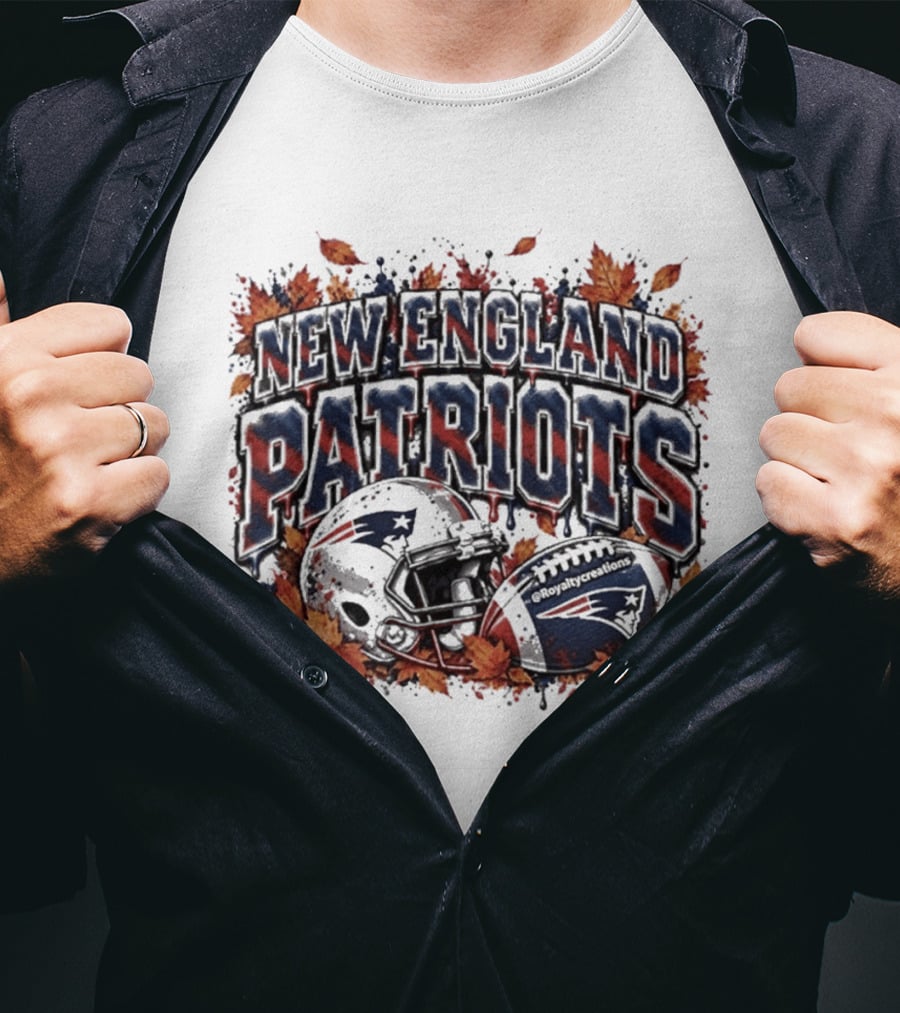 New England Patriots Football Helmet Autumn Leaves Halloween 2026 T-Shirt
