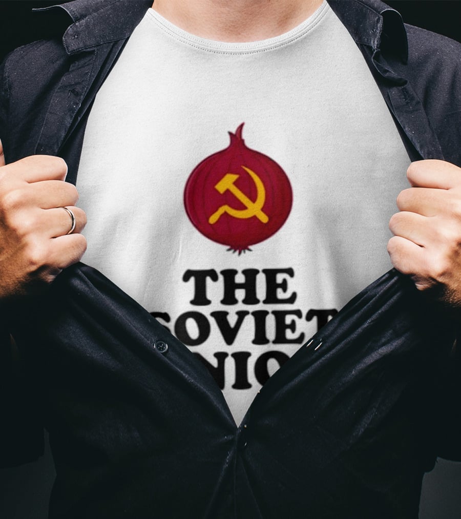 The Soviet Onion Communism USSR Pun Political Humor Hammer Sickle T-Shirt