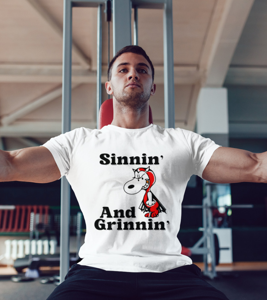 Sinnin' And Grinnin' Snoopy Devil Peanuts Cartoon T-Shirt