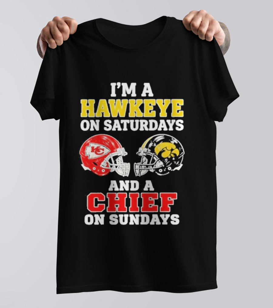 I'm A Hawkeye On Saturdays And A Chief On Sundays Helmet Head To Head T-Shirt
