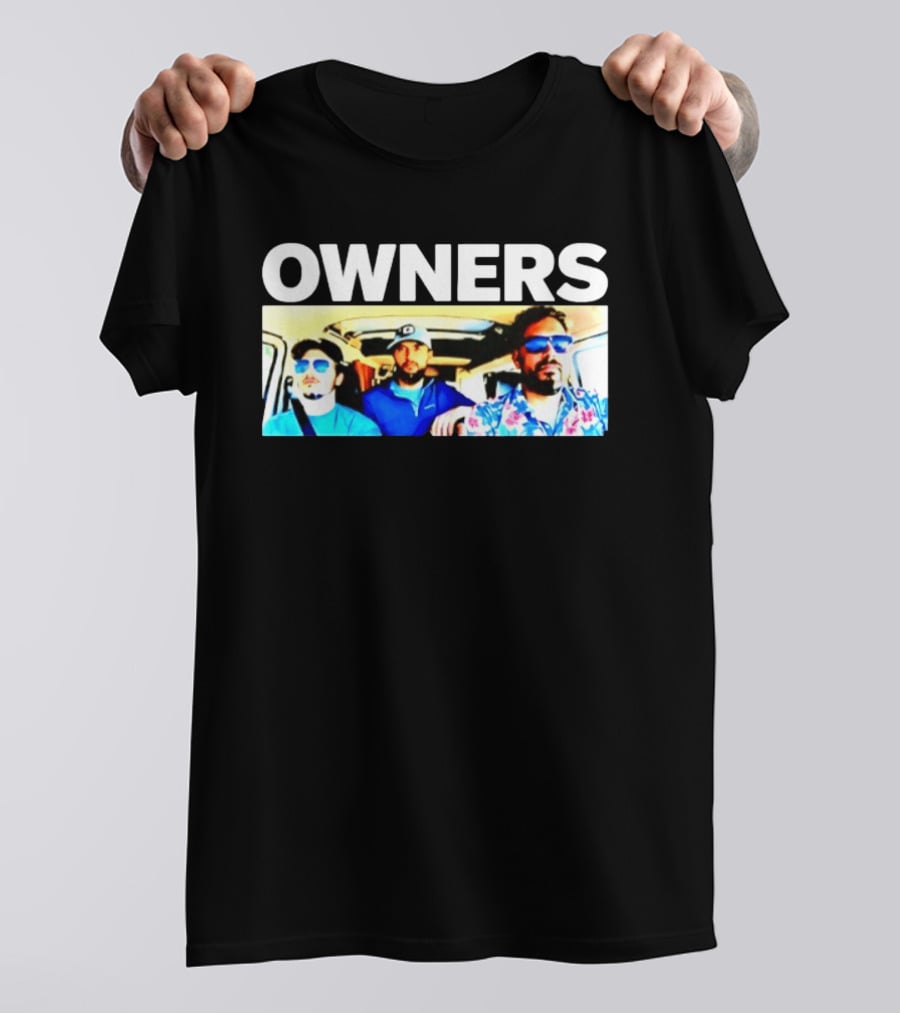 Owners Van Life Road Trip Friends Adventure Travel T-Shirt
