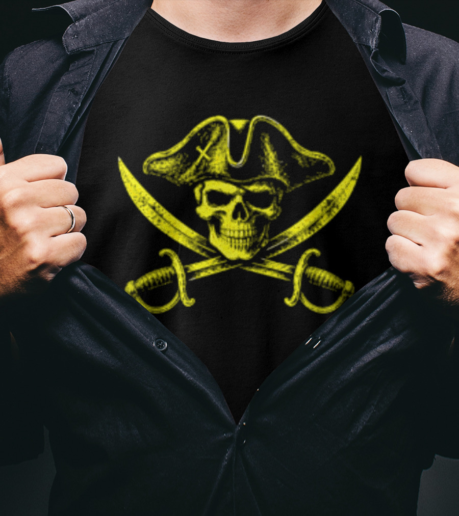 Pirate Skull Crossed Swords Crossbones Yellow T-Shirt