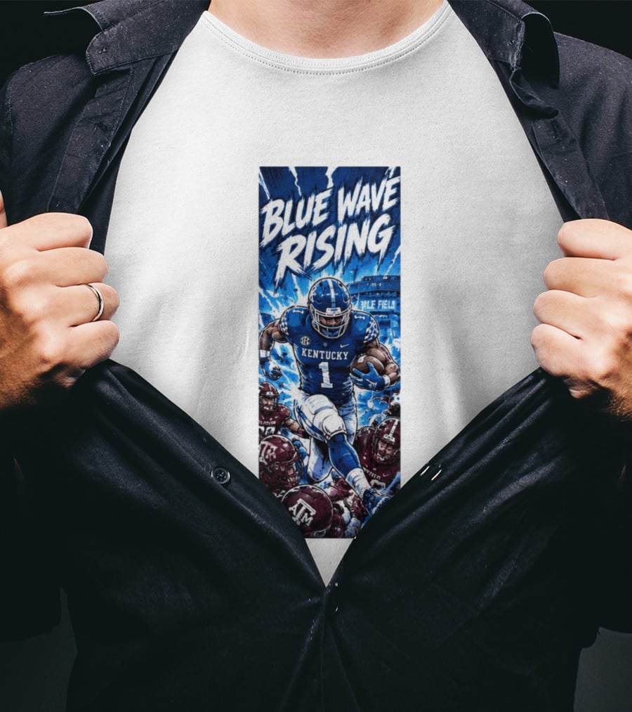 Blue Wave Rising 2026 Kentucky Wildcats Running Back Kyle Field Football Action T-Shirt