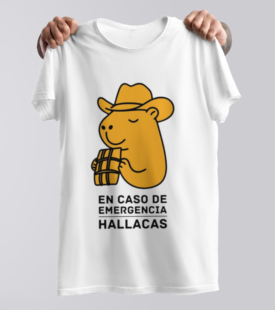 En Caso De Emergencia Hallacas Capybara Cowboy Hat T-Shirt