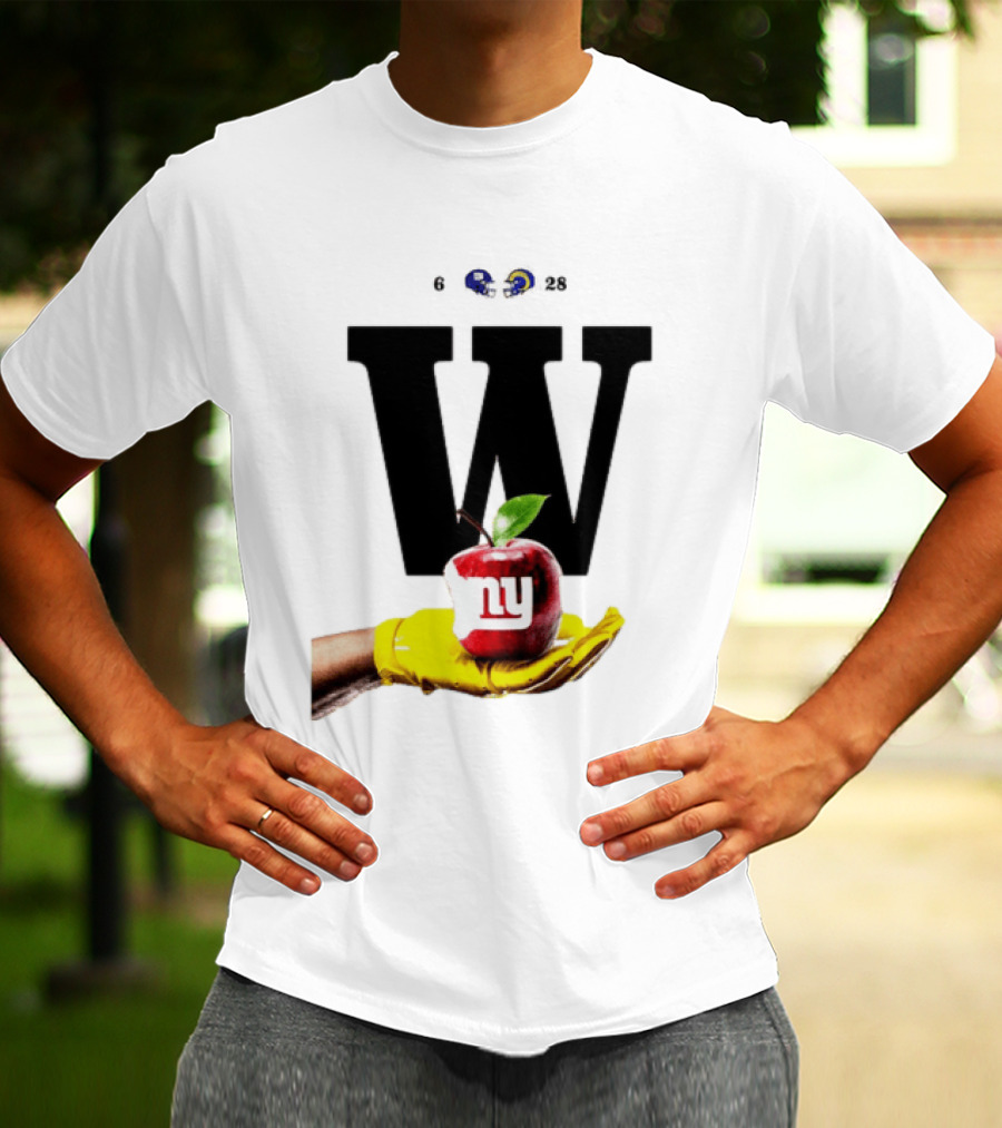 Los Angeles Rams W Over New York Giants Big Apple Victory T-Shirt