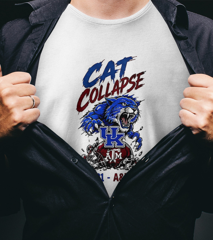 Cat Collapse UK Wildcats Crushing A&M Helmet UK 31 A&M 21 T-Shirt
